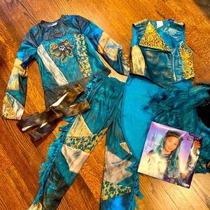 Uma Descendants Disney Costume